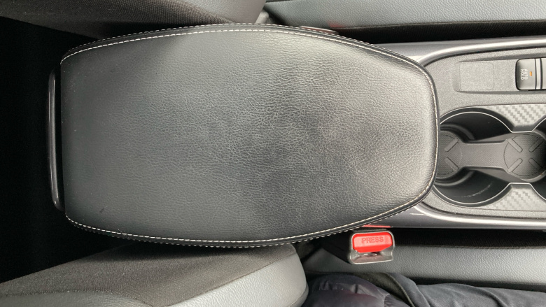 Nissan Juke 1.0 DiG-T 114 N-Connecta 5dr Petrol Hatchback